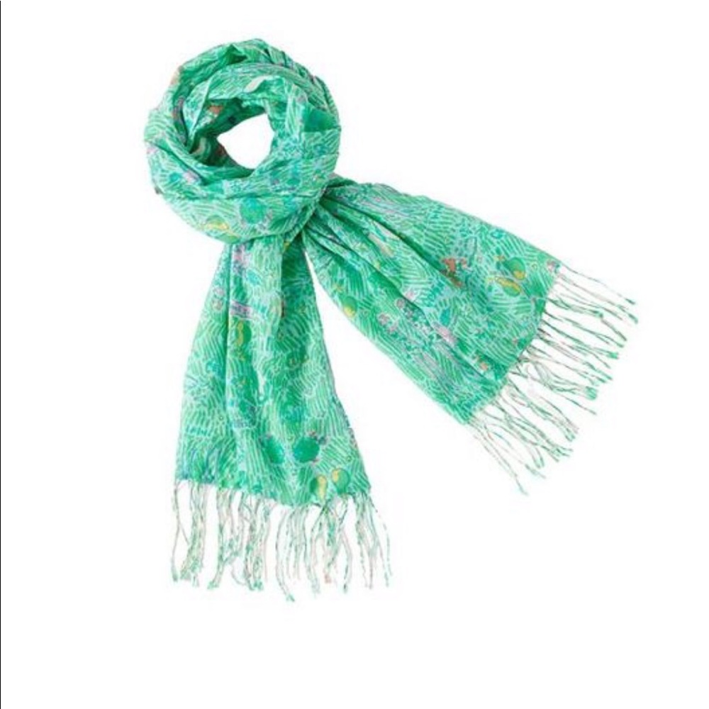 NWOT Lilly Pulitzer scarf.